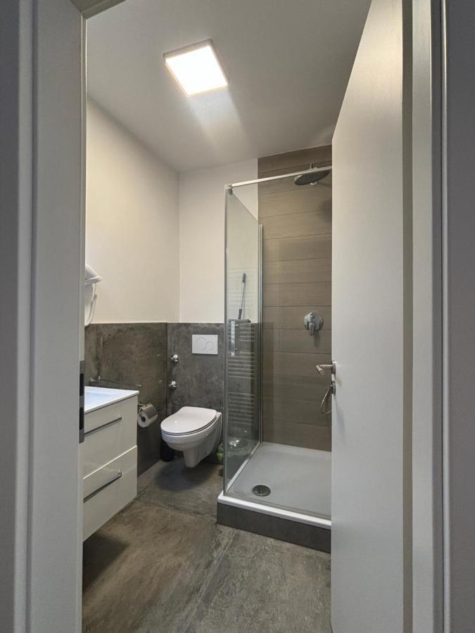 Lenti Duesseldorfer Apartment'S Kültér fotó