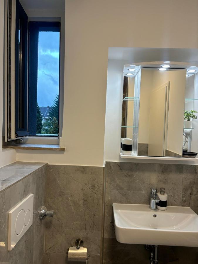 Lenti Duesseldorfer Apartment'S Kültér fotó
