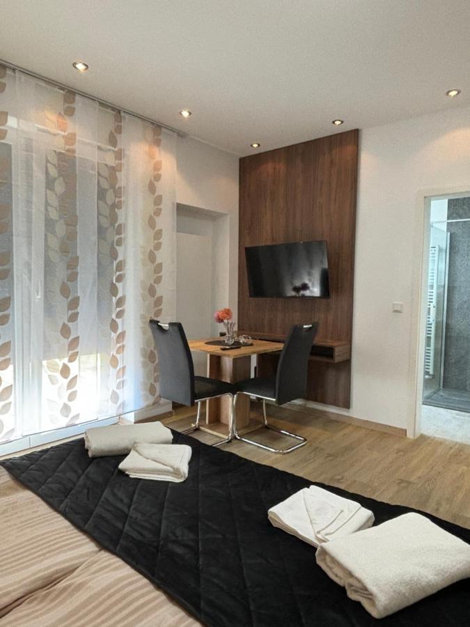 Lenti Duesseldorfer Apartment'S Kültér fotó