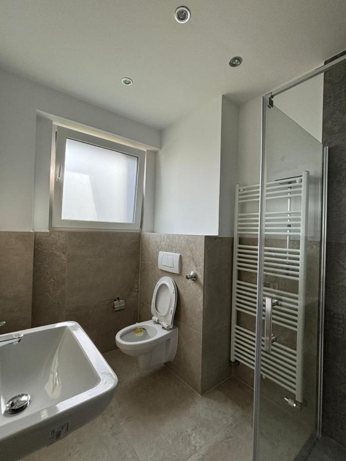 Lenti Duesseldorfer Apartment'S Kültér fotó